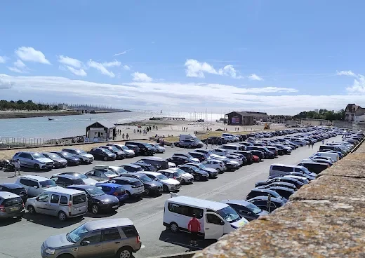 parking esplanade Saint-Jean d'Acre