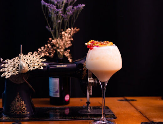 The Curious bar
