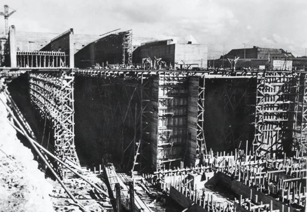 construction de la base sous-marine de La Rochelle