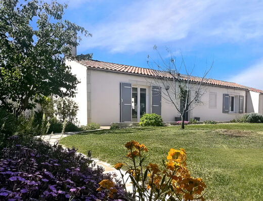 Maison 3/4 chambres Plain-pied 114 m2  sur parcelle de 810 m2