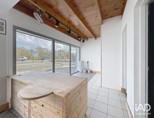 Boutique/Local commercial à CHARRON (17230) — 533 m²