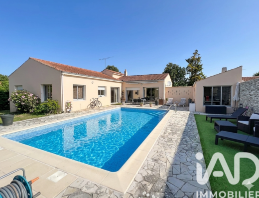 Maison traditionnelle à Charron (17230) — 147 m², 6 pièces
