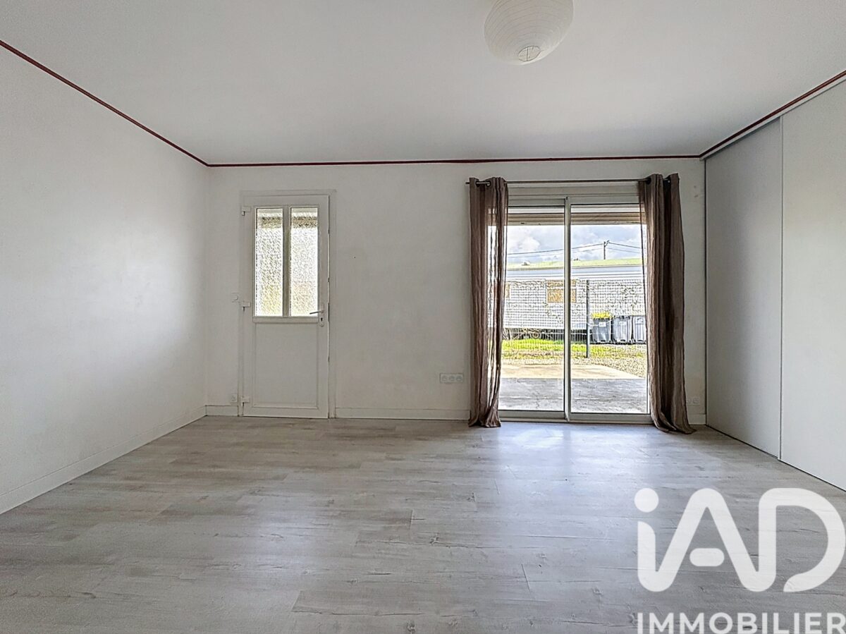 Maison à Charron (17230) — 120.8 m², 5 pièces — photo 5/8