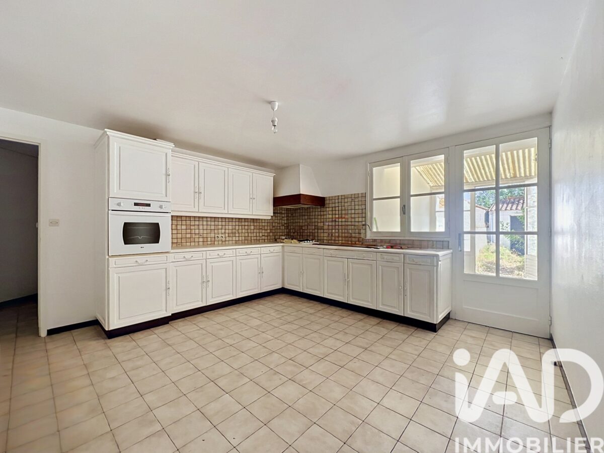 Maison de village à Esnandes (17137) — 120 m², 4 pièces — photo 4/8