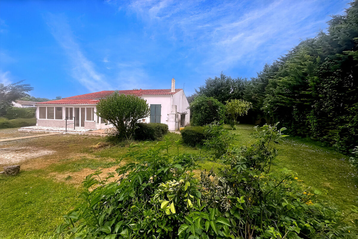 TERRAIN CONSTRUCTIBLE – Ferrieres 3030 m2 — photo 6/6