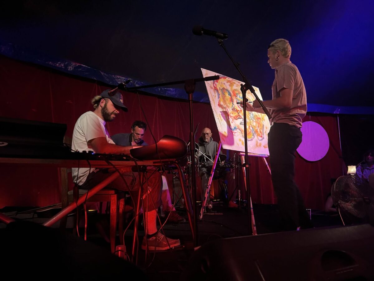 Java des Baleines : Spectacle Jeune public de Donin : « SuperBal animal »