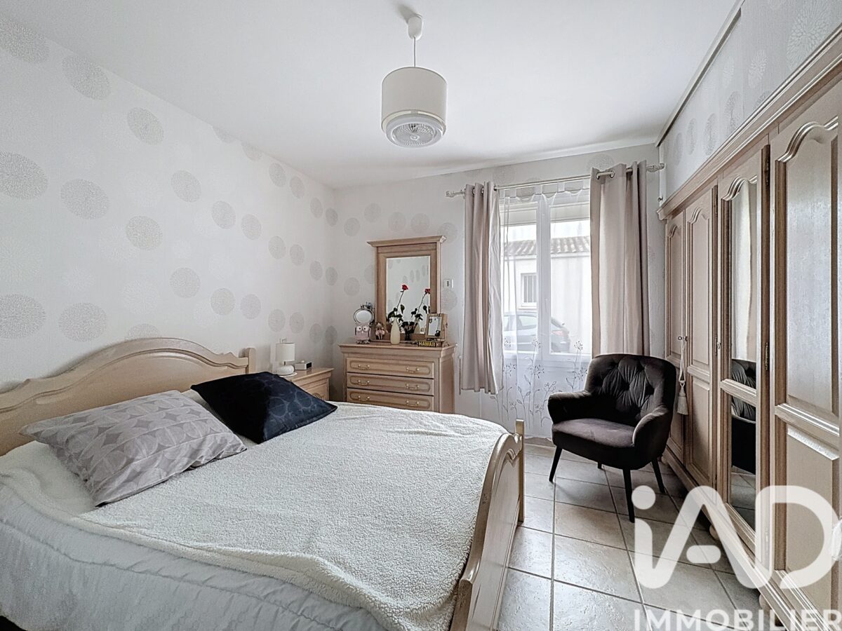 Maison traditionnelle à Charron (17230) — 124 m², 5 pièces — photo 6/8