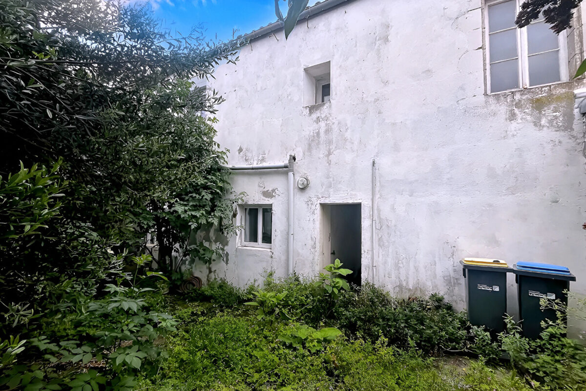 Maison Aytre 4 pièce(s) 100 m2 : Appartement 2 pièces & Boutique — photo 10/12