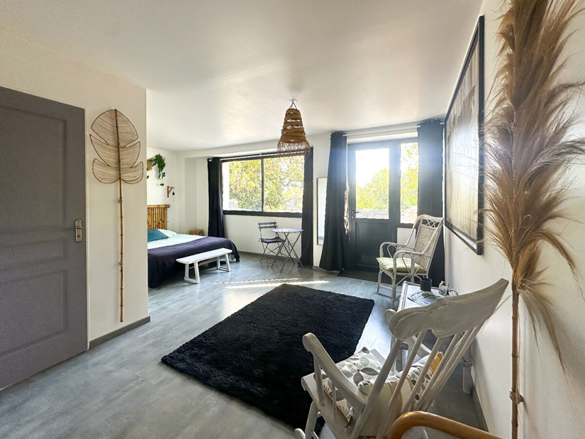 Maison 5 chambres et studio, garage/atelier — photo 7/11