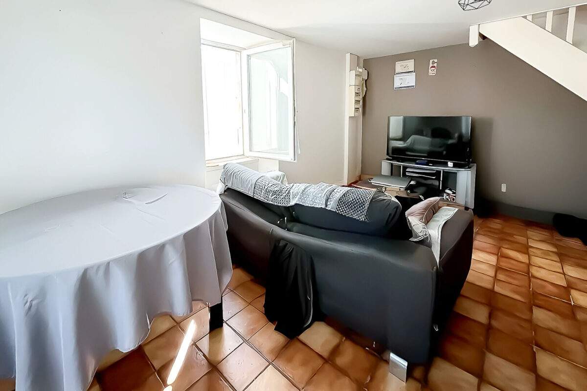 Appartement Verines 2 pièce(s) 41 m2 utiles — photo 2/9