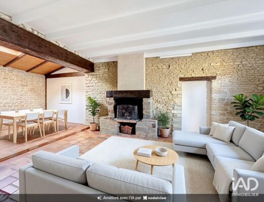 Maison à CHARRON (17230) — 168 m², 6 pièces
