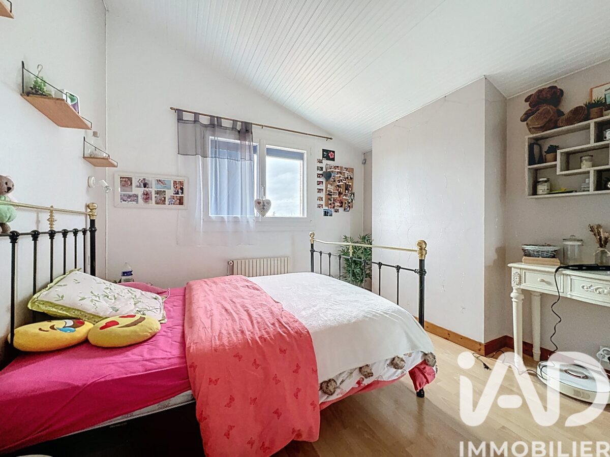 Maison traditionnelle à Charron (17230) — 214.04 m², 8 pièces — photo 8/8