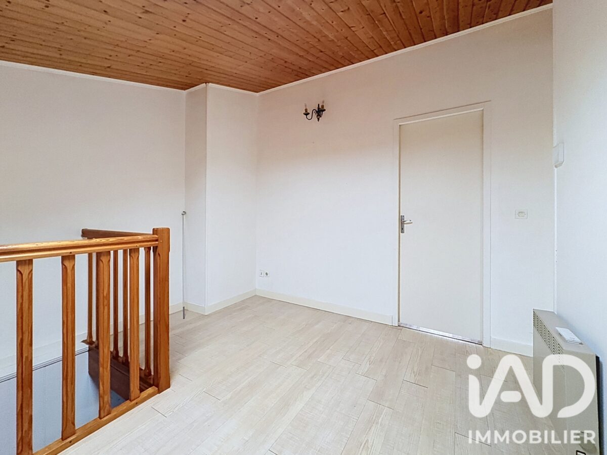 Maison traditionnelle à Charron (17230) — 100 m², 4 pièces — photo 7/8