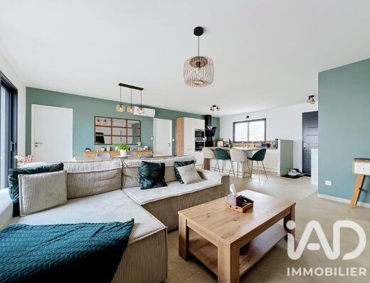 Maison à Charron (17230) — 110 m², 5 pièces