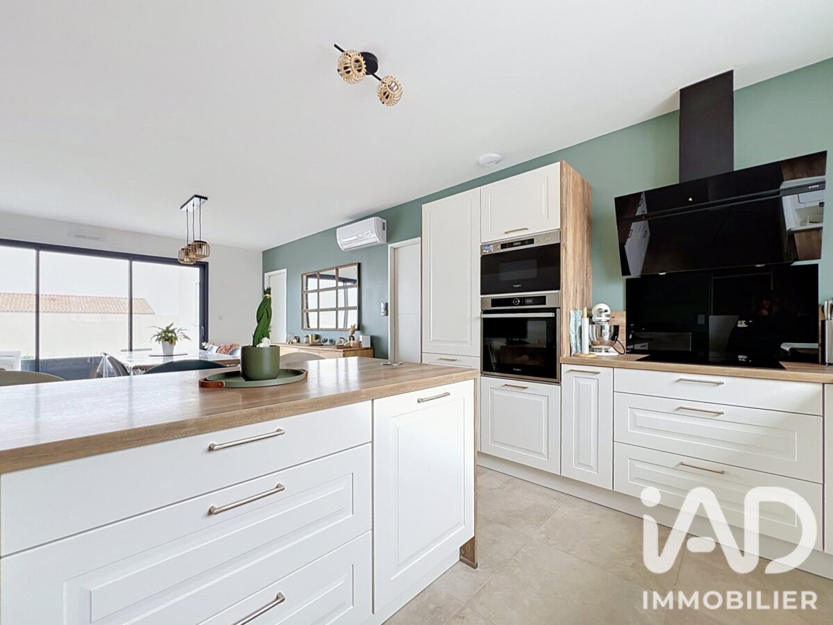 Maison à Charron (17230) — 110 m², 5 pièces — photo 4/8