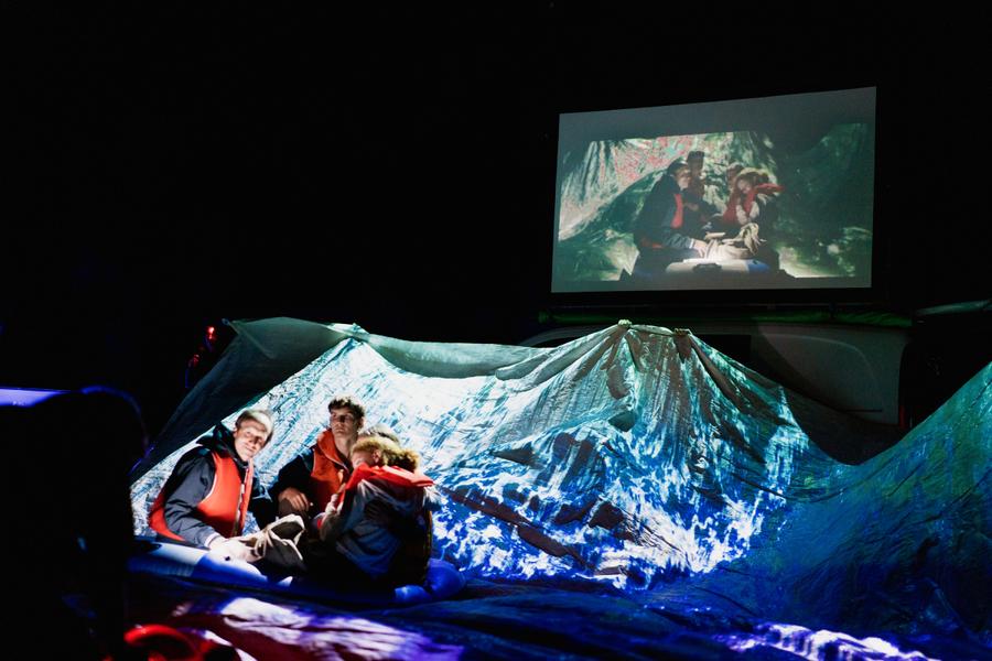 Spectacle – En attendant la Vague – Compagnie Espèces d’Espaces